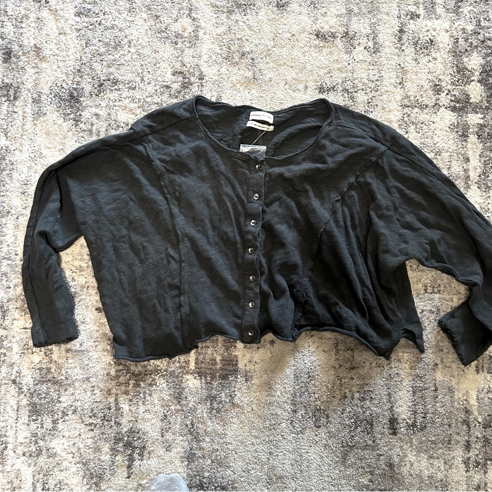 Urban Outfitters / NWOT Boxy Button Up Long sleeve Dark Gray size Large